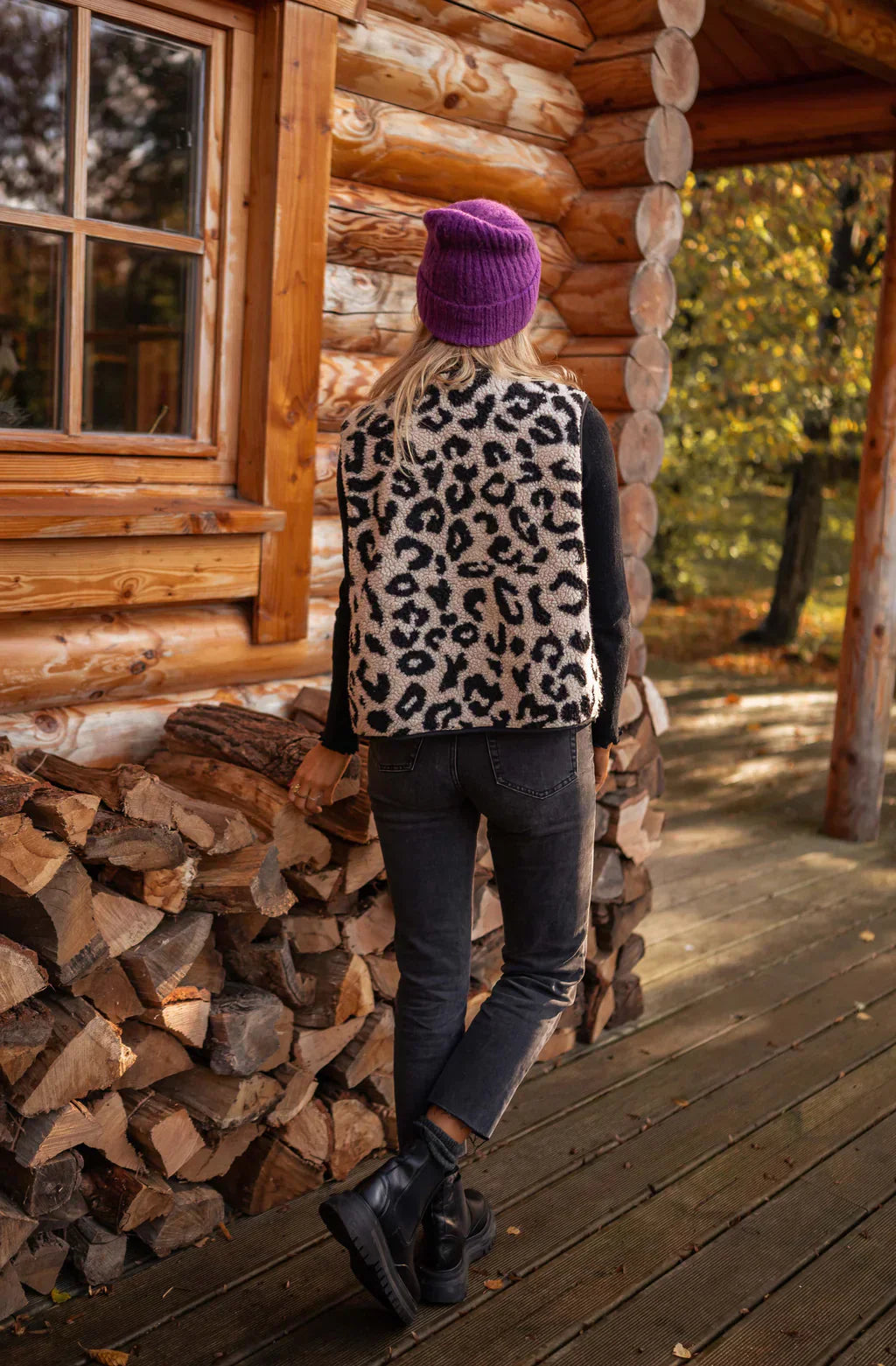 Astrid™ I Leopard Knit Vest