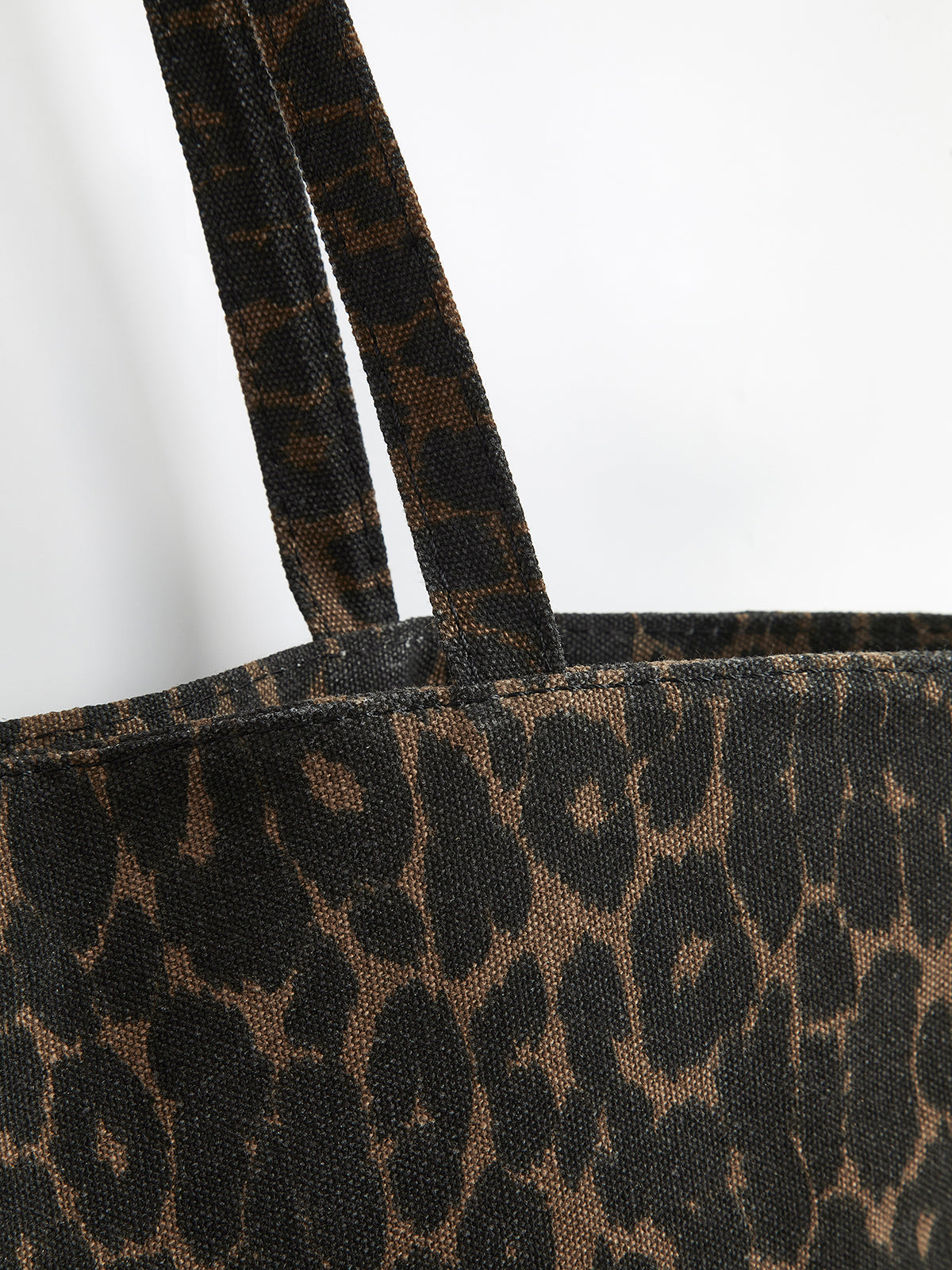 Natalie™ I Shoulder bag with leopard print