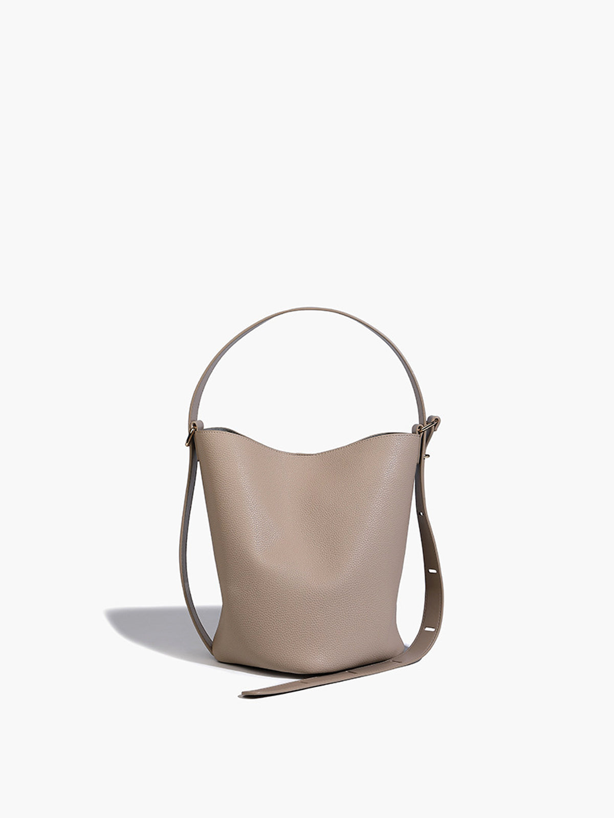 Addison™ I Bucket bag with adjustable strap