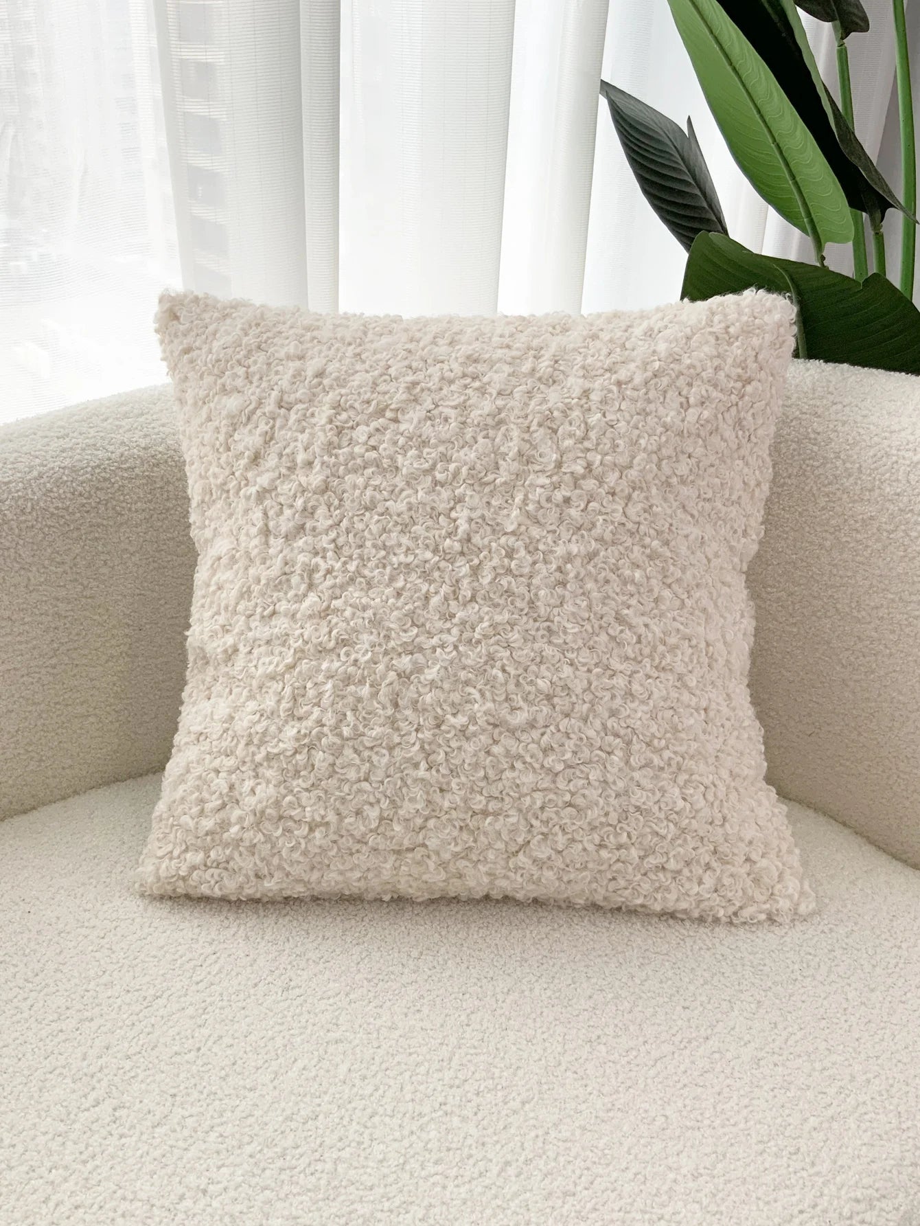 Mary™ | Elegant Cushion Cover