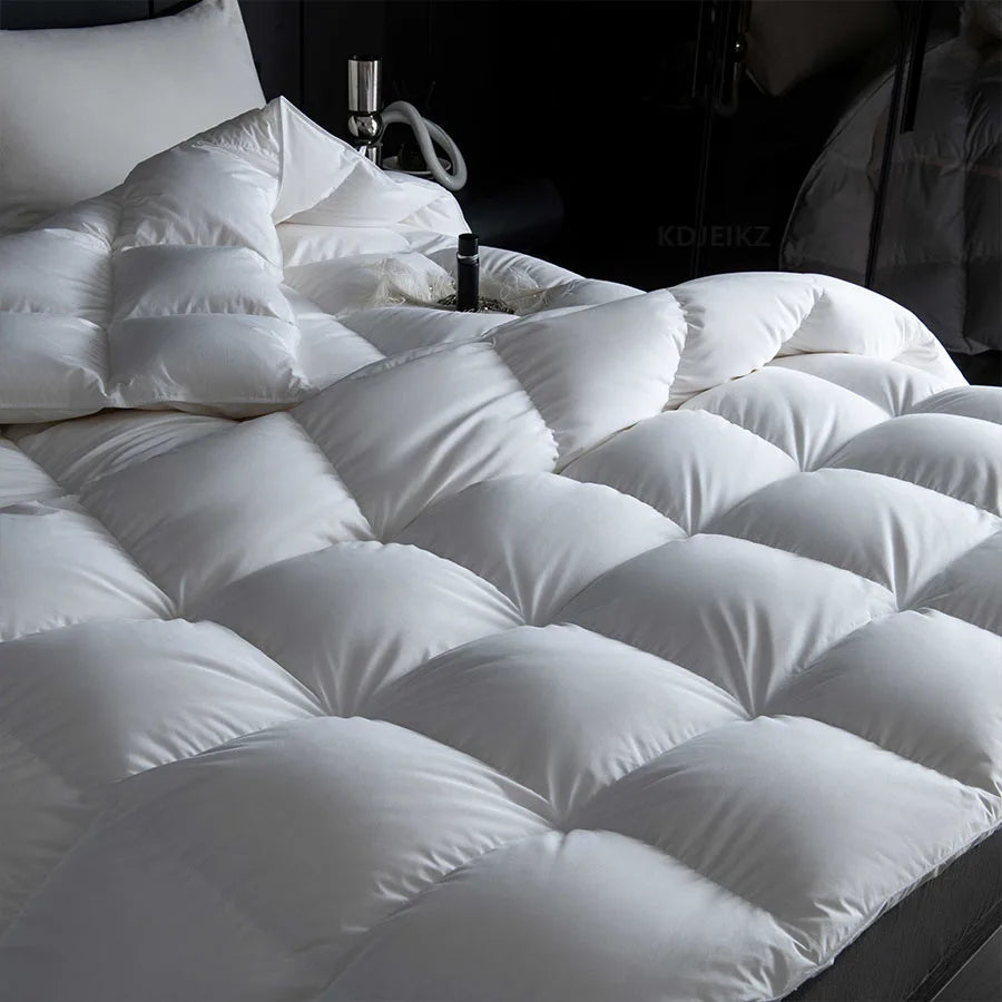 Eliana™ | Luxury All-Season Hotel Duvet