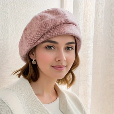 Mia™ | Fashionable Women’s Beret – Chic Accessory with Flair