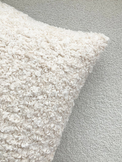 Mary™ | Elegant Cushion Cover